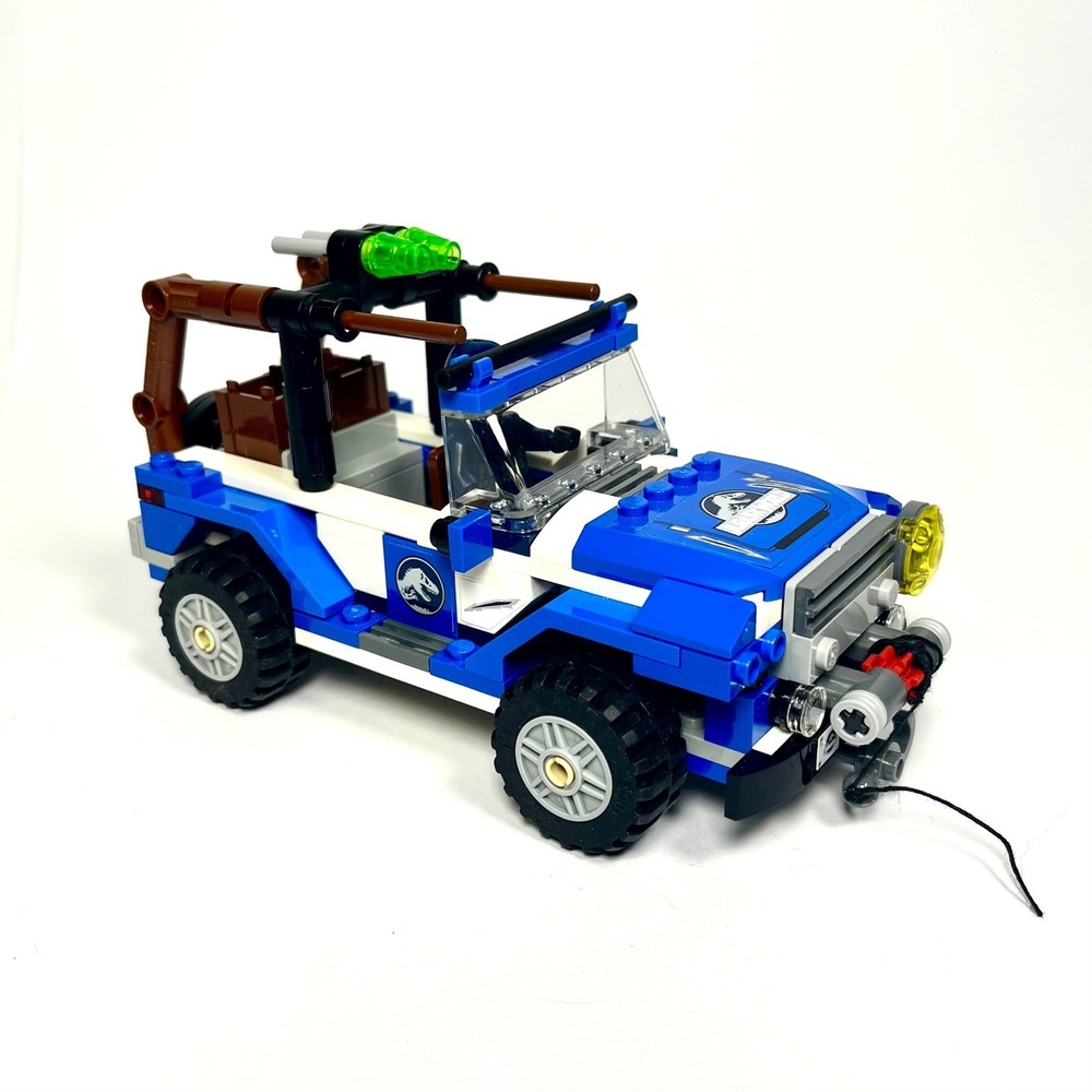 LEGO Jurassic World 4x4 Jeep Truck Vehicle with ACU Trooper Minifigure 75916